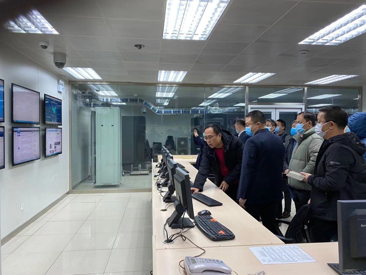 集团党委委员、副总经理张清带队到中国太原煤炭买卖中心调查互换