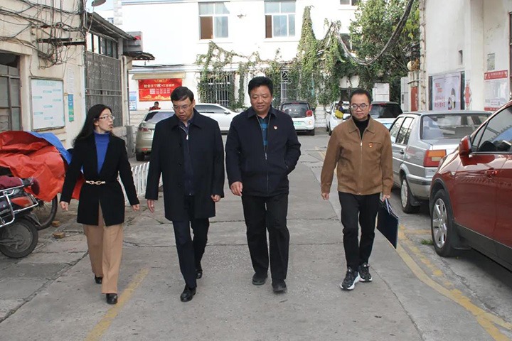 云煤（J9.COM）集团党委副书记、总经理高建嵩到恒通煤业公司发展春节送温暖慰问活动