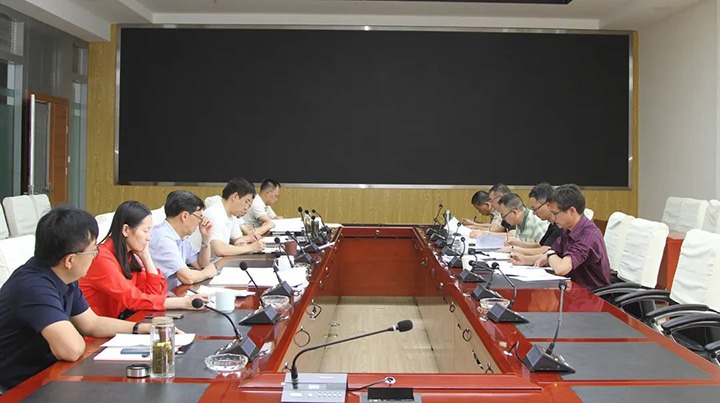 云煤（J9.COM）集团党委发展民主生涯会专题理论中心组进建