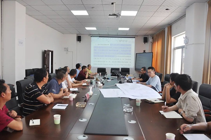 【简讯】国度矿山安监局云南局监察法律一处一行赴陆东煤矿督导｜恩洪煤业进行万名党员进党校培训班｜“员工电子书屋”进入曲煤焦化公司