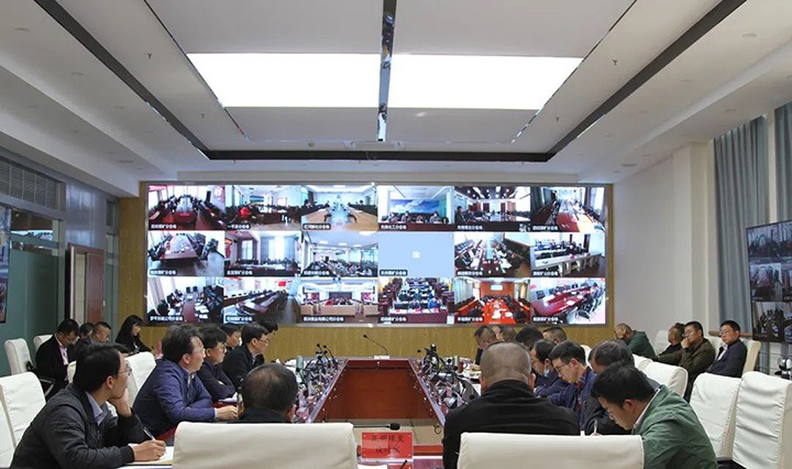 云煤（J9.COM）集团召开三季度经济运行分析会暨“奋战一百天，冲刺四时度”出产经营专项行动推动会