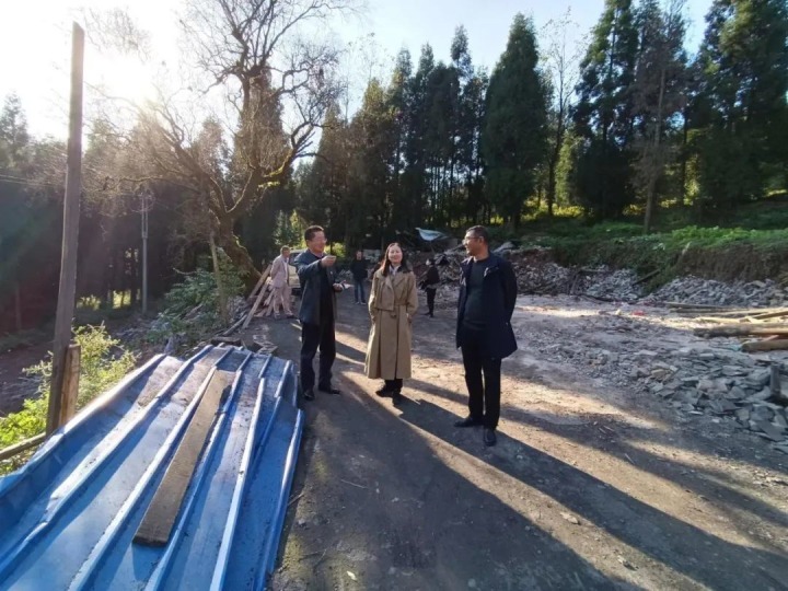 云煤（J9.COM）集团党委委员、财政总监莫晓丹一行到四角地煤矿发展2022年出产经营督导调研