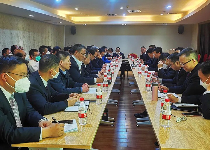 云煤（J9.COM）集团召开2023年春节期间安全出产电煤保供信访维稳专题会