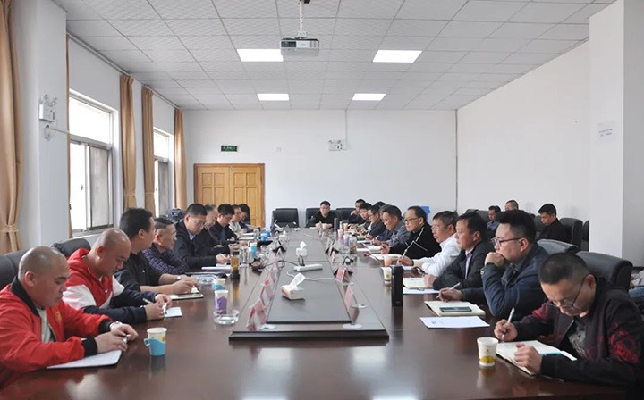 国度矿山安全监察局云南局二级巡视员熊正权到陆东煤矿公司督导查抄安全出产工作