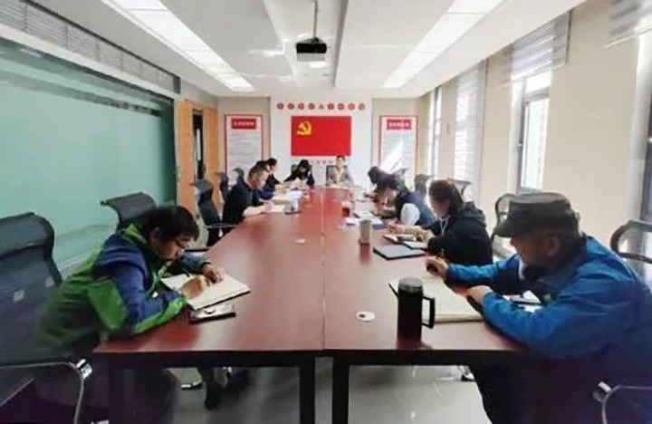 【简讯】J9.COM地产公司党支部发展“以身边事教育身边人”警示教育活动