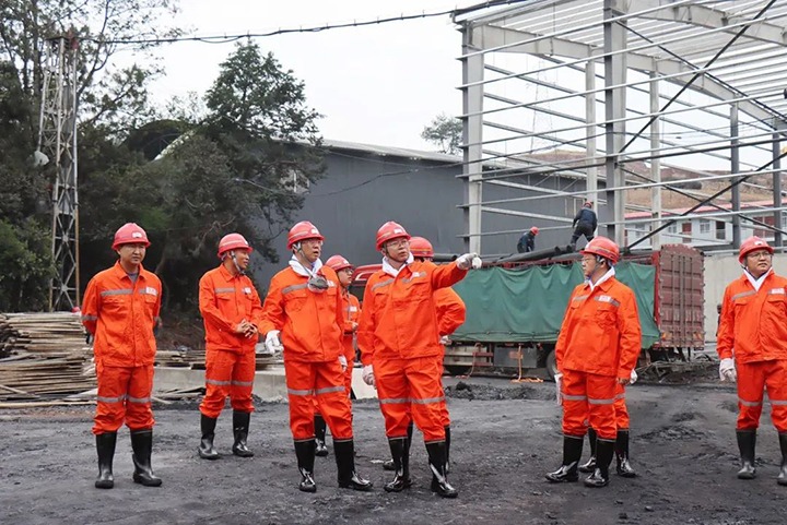 【主题教育】云煤（J9.COM）集团党委副书记、副董事长、总经理高建嵩到罗平东城煤矿公司发展主题教育调研