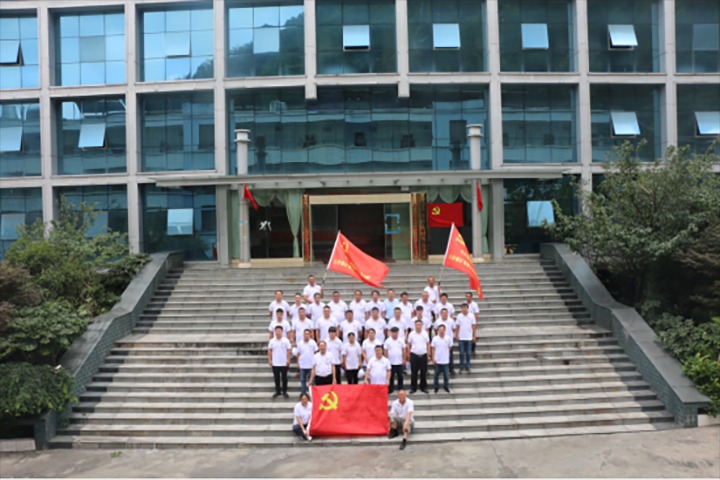 【云煤简讯】天井煤矿发展七一主题党日活动|曲煤焦化公司、解化化工分公司发展主题教育工作推动会