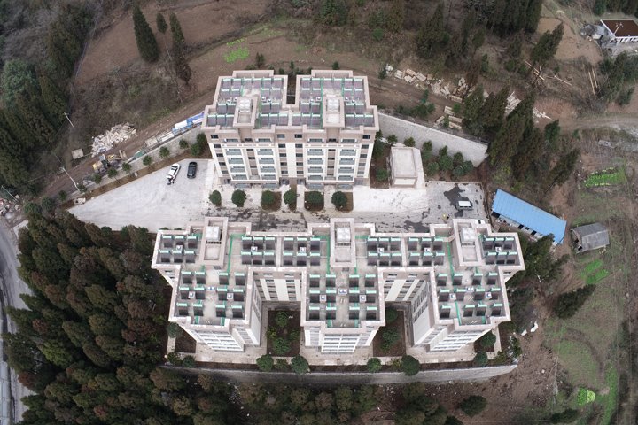 四角地煤矿保险性住房圆满竣工 职工喜迁新居